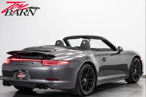 Agate Gray Metallic 2016 Porsche 911 Carrera