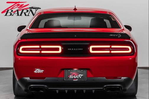 2015 Dodge Challenger SRT Hellcat