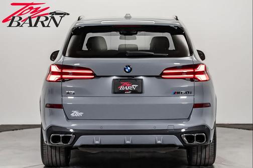 2024 BMW X5 M60i