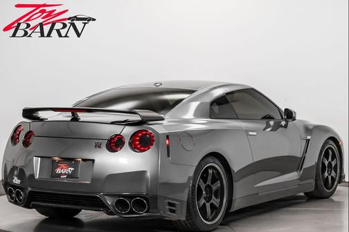 2013 Nissan GT-R Black Edition
