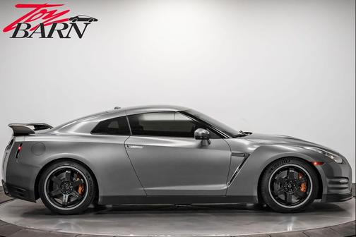 2013 Nissan GT-R Black Edition
