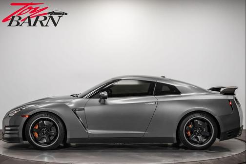 2013 Nissan GT-R Black Edition