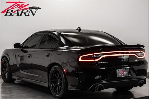 2016 Dodge Charger SRT Hellcat