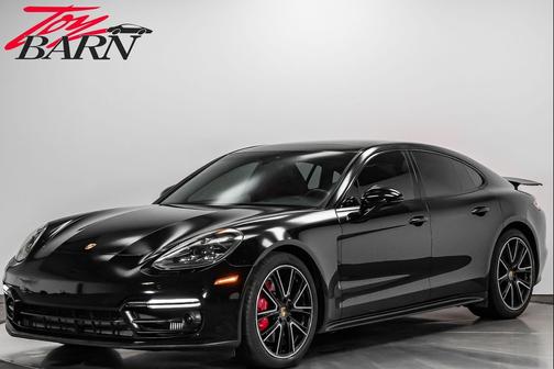 2019 Porsche Panamera GTS