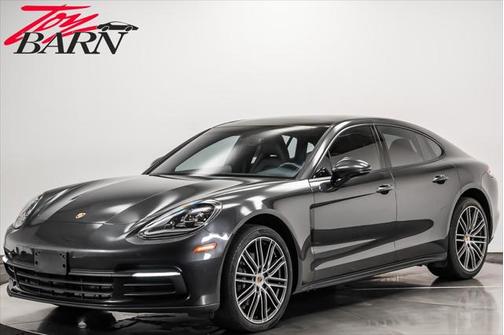 2018 Porsche Panamera 4