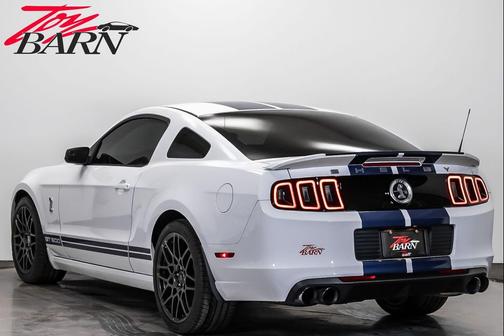 2014 Ford Shelby GT500 Base