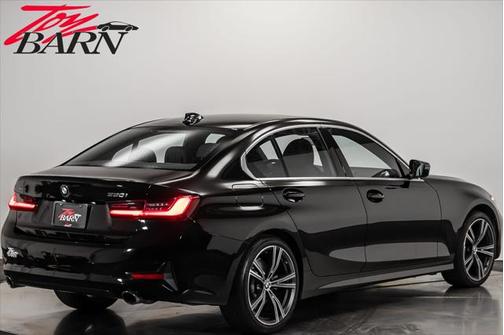 2021 BMW 330 xDrive
