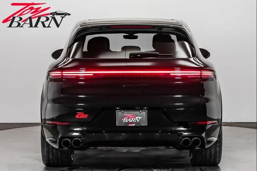 2025 Porsche Cayenne GTS