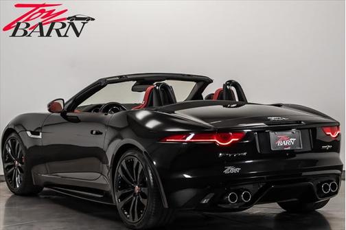 2017 Jaguar F-TYPE R
