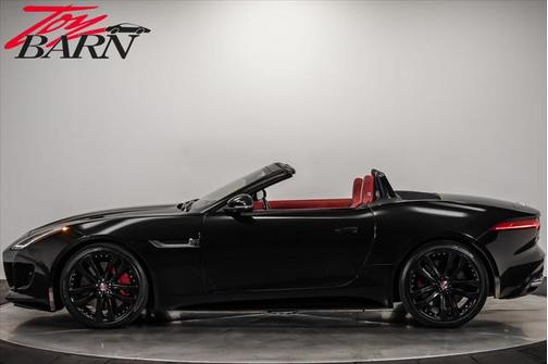 2017 Jaguar F-TYPE R