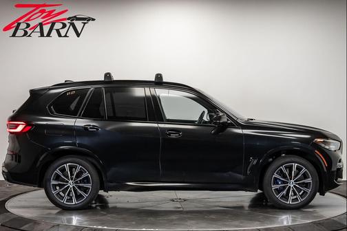 2023 BMW X5 M50i