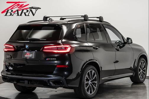 2023 BMW X5 M50i