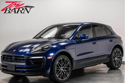 2023 Porsche Macan Base