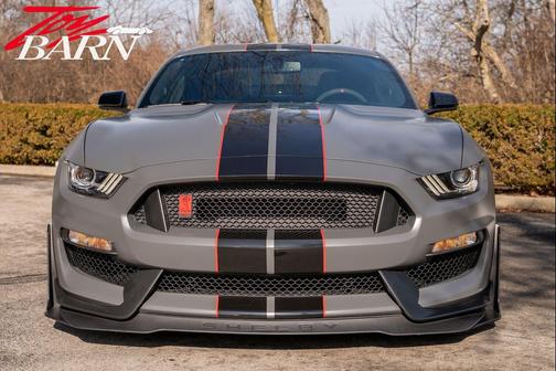 2018 Ford Shelby GT350R Base