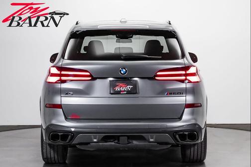 Skyscraper Grey Metallic 2026 BMW X5 M60i