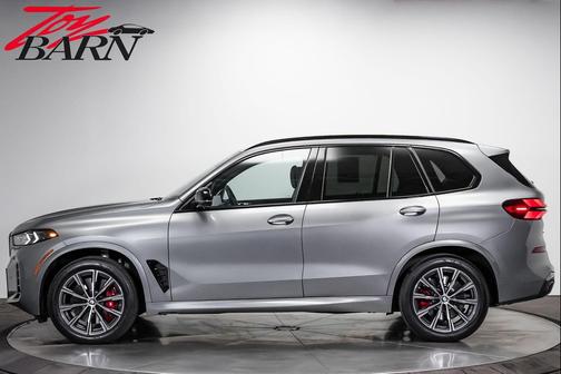Skyscraper Grey Metallic 2026 BMW X5 M60i