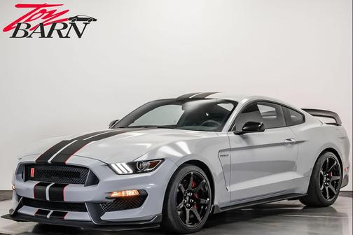 2016 Ford Shelby GT350 Base