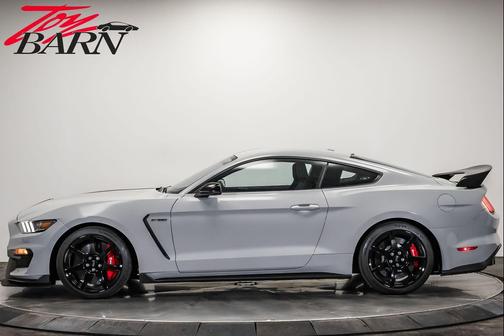 2016 Ford Shelby GT350 Base
