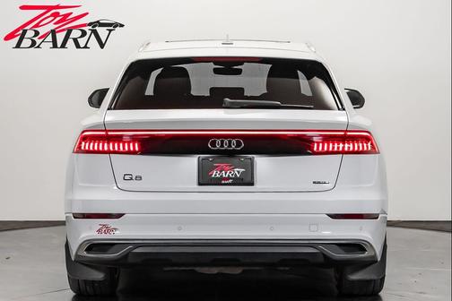 2023 Audi Q8 55 Prestige