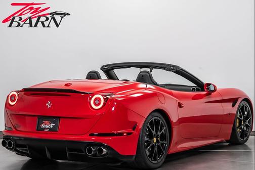 2016 Ferrari California T