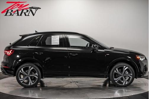 2024 Audi Q3 45 S line Premium Plus