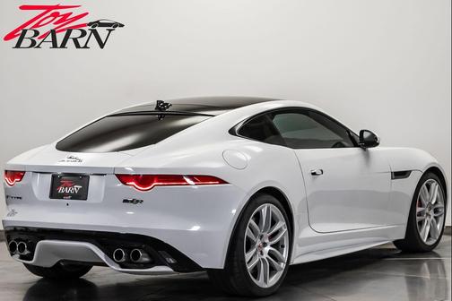 2017 Jaguar F-TYPE R