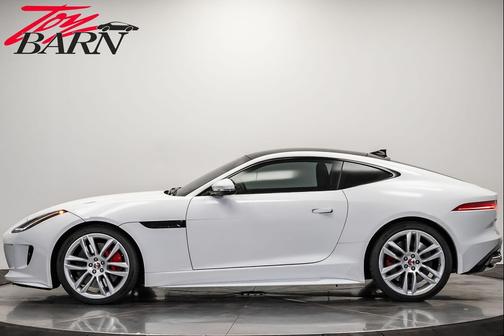 2017 Jaguar F-TYPE R