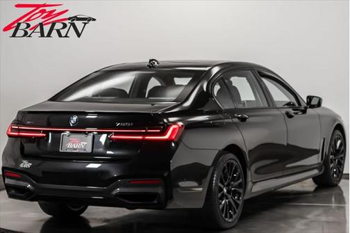 2022 BMW 750 i xDrive