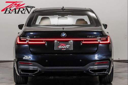 2022 BMW 750 i xDrive