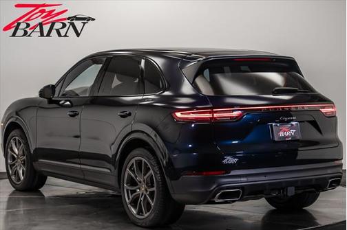 2021 Porsche Cayenne Base