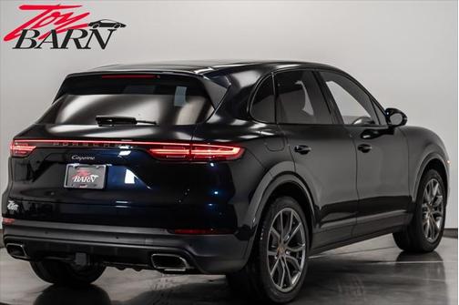 2021 Porsche Cayenne Base