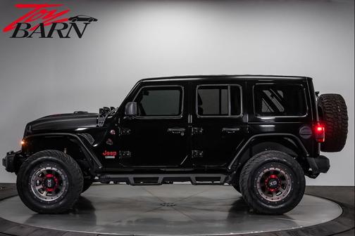 Black Clearcoat 2021 Jeep Wrangler Unlimited Rubicon 392