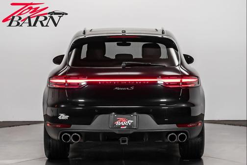 2021 Porsche Macan S