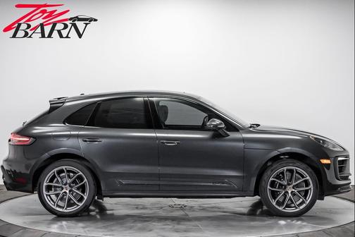 Volcano Grey Metallic 2022 Porsche Macan Macan GTS