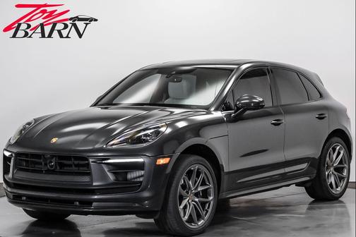 Volcano Grey Metallic 2022 Porsche Macan Macan GTS