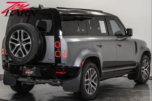 2023 Land Rover Defender 110 X-Dynamic SE