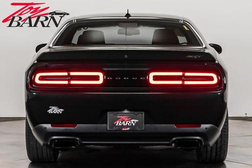 2015 Dodge Challenger SRT Hellcat