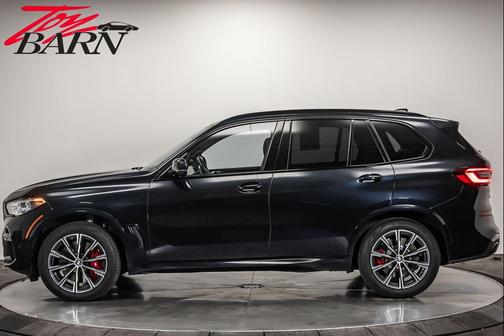 2022 BMW X5 M50i