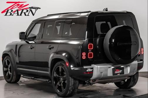 2024 Land Rover Defender 110 P300