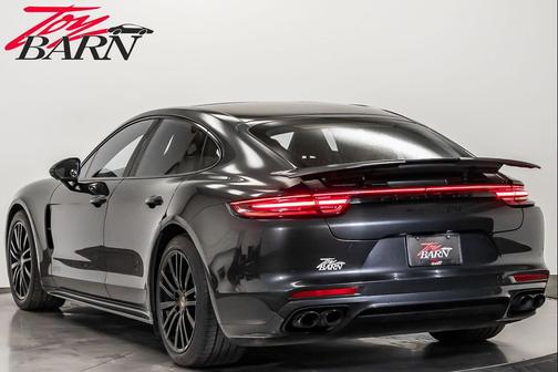 2020 Porsche Panamera GTS