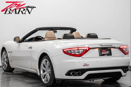 2012 Maserati GranTurismo Base