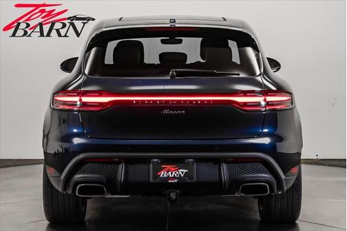 2022 Porsche Macan Base
