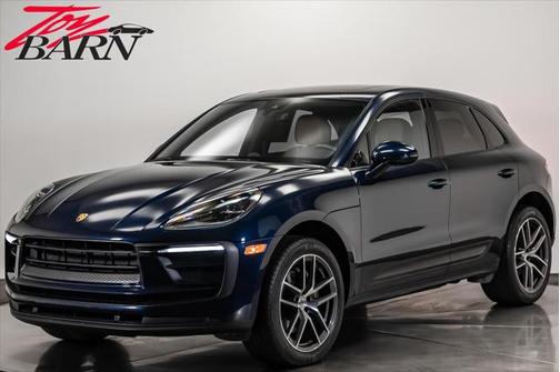 2022 Porsche Macan Base