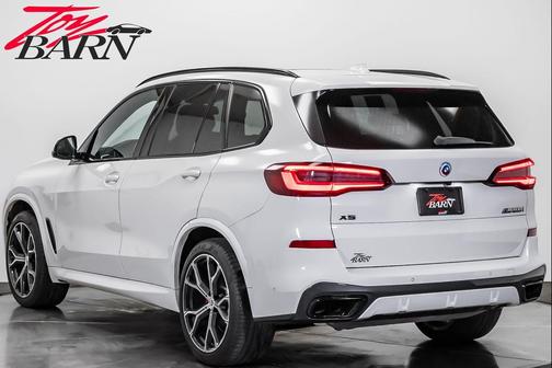 2022 BMW X5 M50i