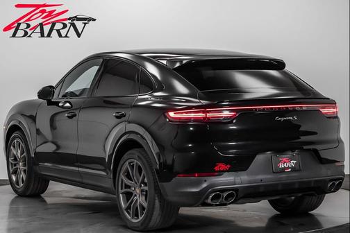 2022 Porsche Cayenne S
