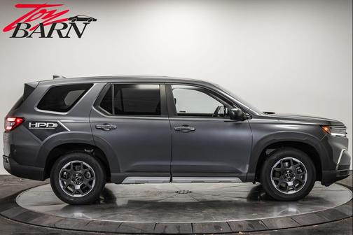 2023 Honda Pilot AWD LX