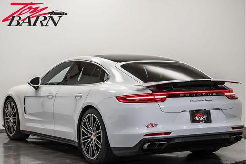 2017 Porsche Panamera Turbo