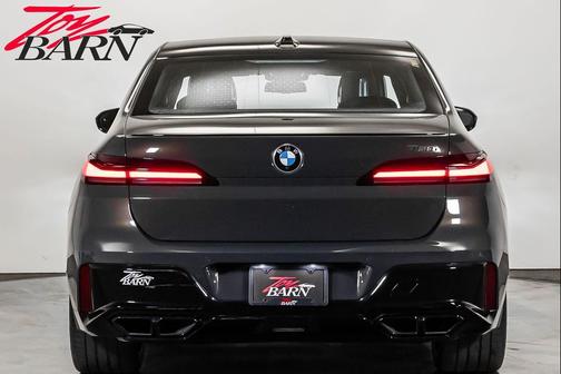 2023 BMW 760 i xDrive