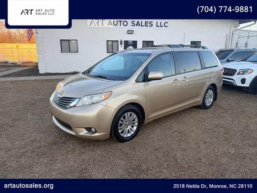 2011 Toyota Sienna XLE