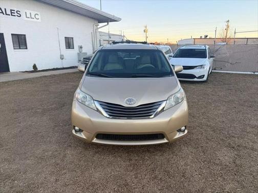 2011 Toyota Sienna XLE